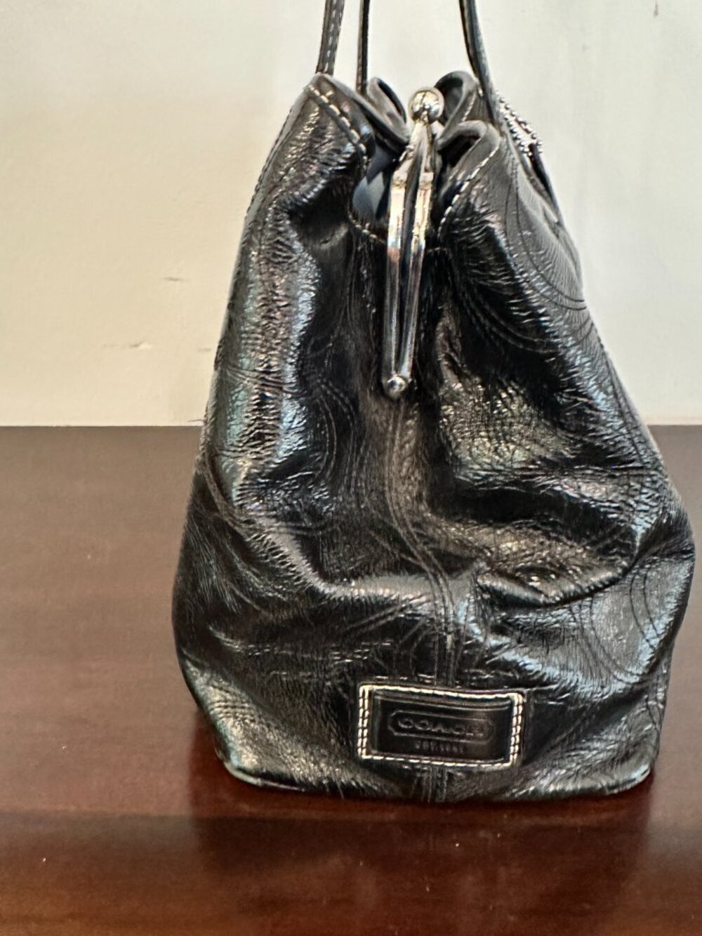 COACH Black Signature Patent Leather F15658 Stitch Carryall Handbag W/Kisslock - Picture 5 of 16